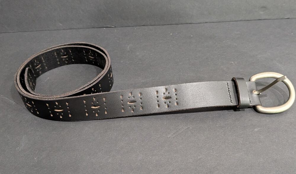 No Boundaries Black Genuine Leather Perforated Cutout Belt Size XL